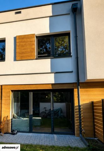 Mieszkanie na sprzedaż, 3 pokoje, 83 m², Dąbrówka