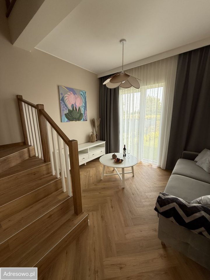 dom szeregowy, 5 pokoi Pogroszew. Zdjęcie 2