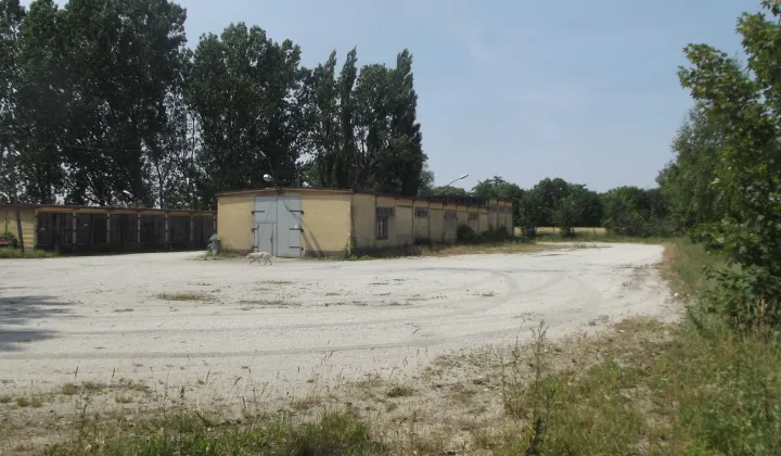 Działka inwestycyjna Morawy