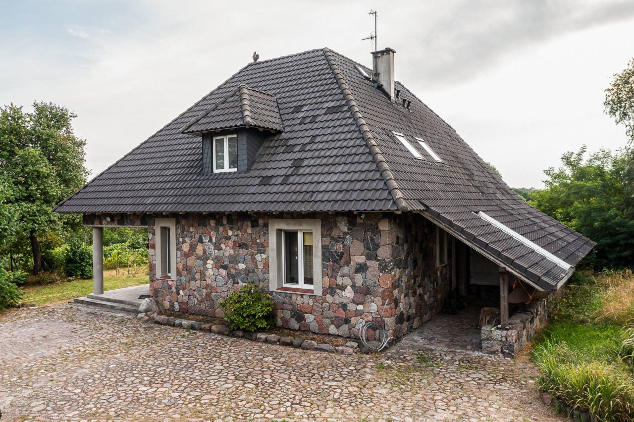 dom wolnostojący, 7 pokoi Murowana Goślina. Zdjęcie 2