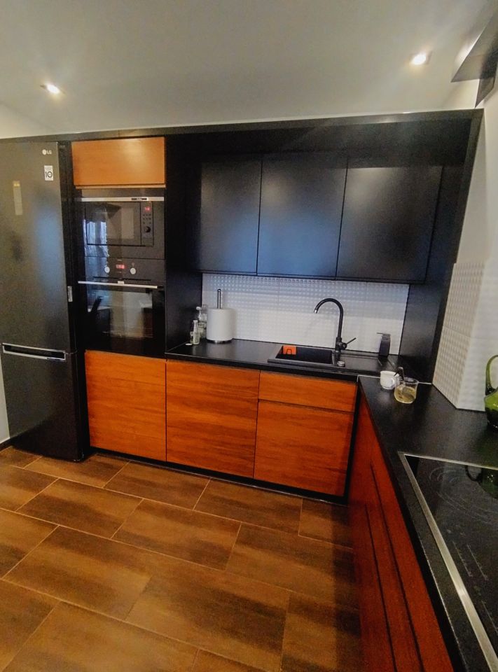 Mieszkanie 3-pokojowe Szczytnica, Osiedle. Zdjęcie 2