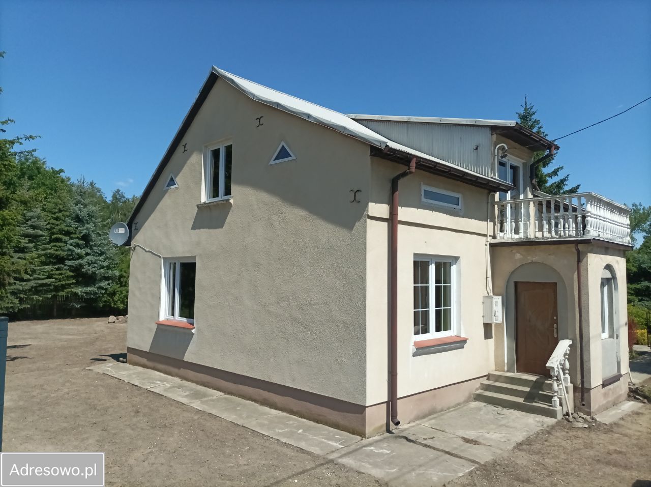 dom wolnostojący, 5 pokoi Kunów, ul. Kolejowa