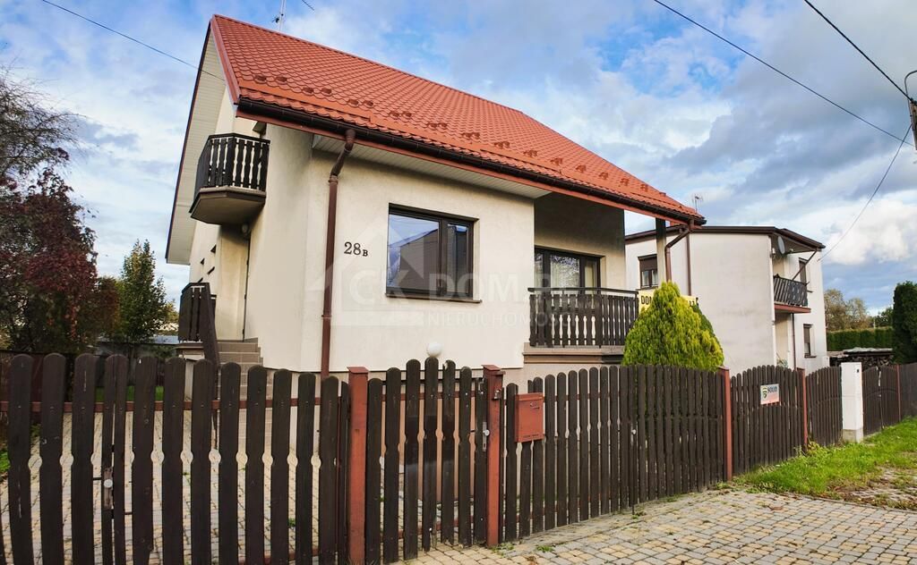 dom wolnostojący, 6 pokoi Kielce Barwinek, ul. Wybraniecka. Zdjęcie 1