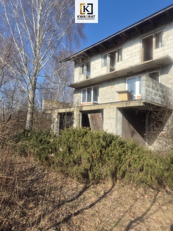 dom wolnostojący, 5 pokoi Zamienie. Zdjęcie 2