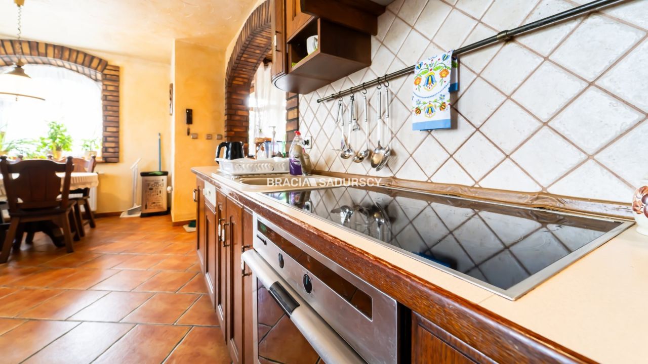 dom wolnostojący, 5 pokoi Wieliczka. Zdjęcie 15