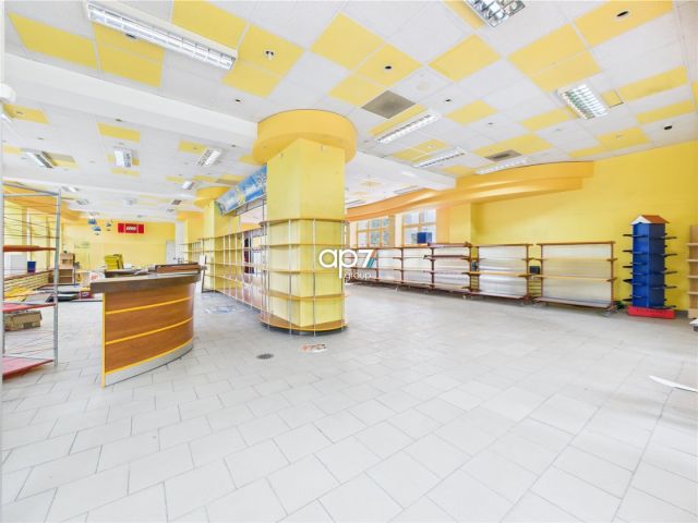 Lokal Kraków Prądnik Czerwony, ul. Pilotów. Zdjęcie 2