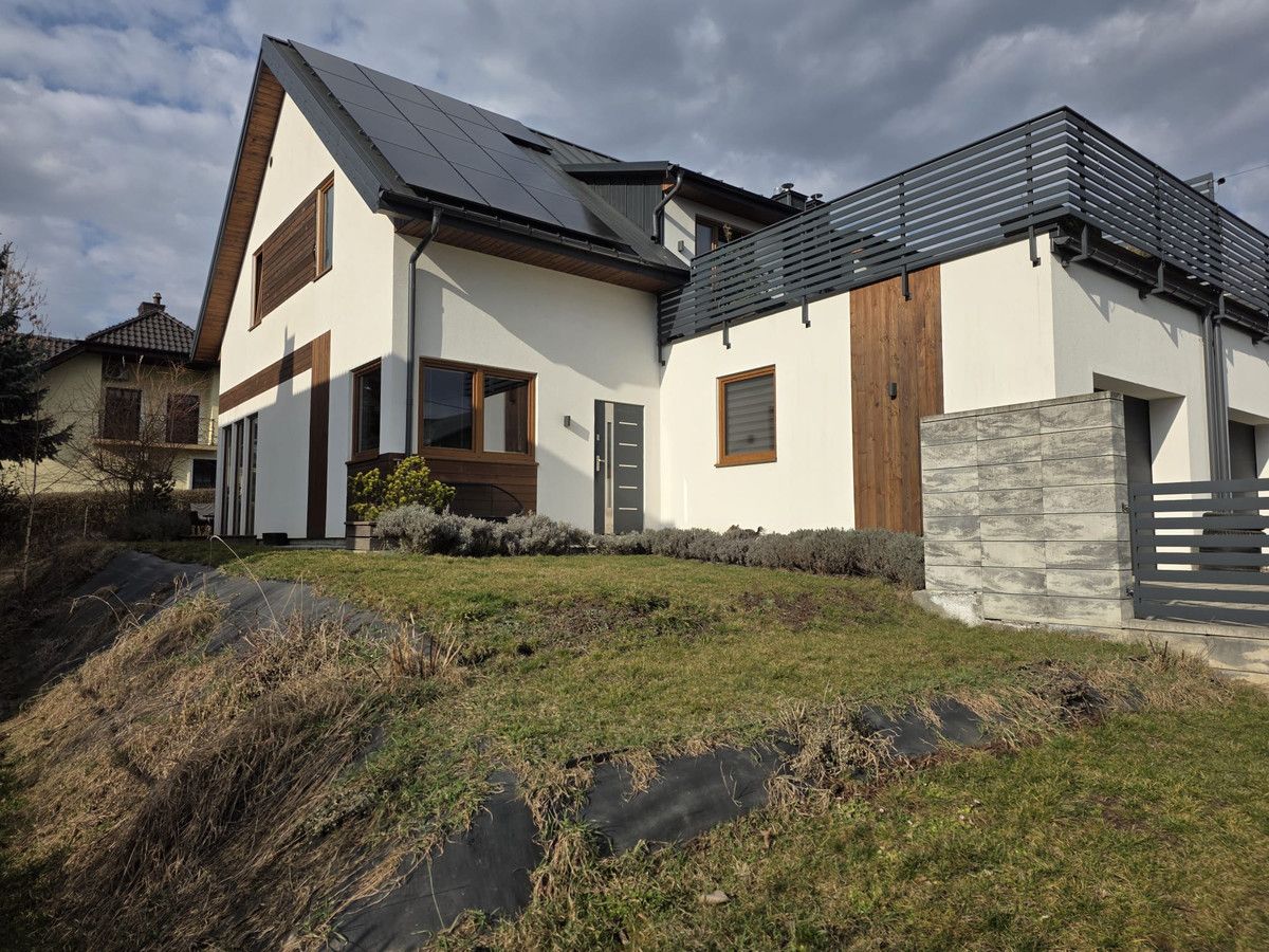 dom wolnostojący, 5 pokoi Dziekanowice, ul. Rajska. Zdjęcie 1