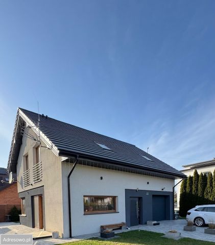 dom wolnostojący, 5 pokoi Zgierz. Zdjęcie 1