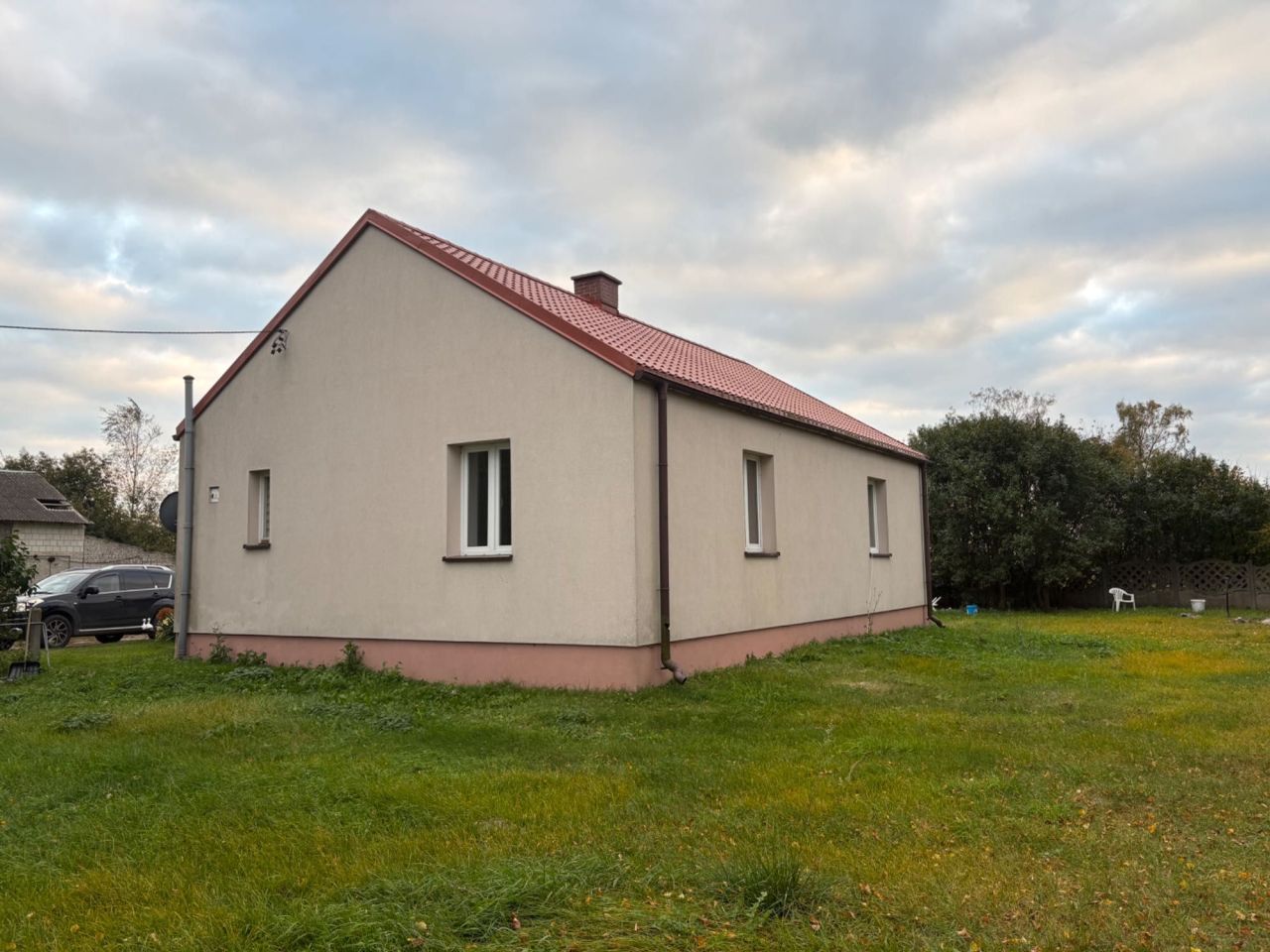 dom wolnostojący, 4 pokoje Mchowo. Zdjęcie 1