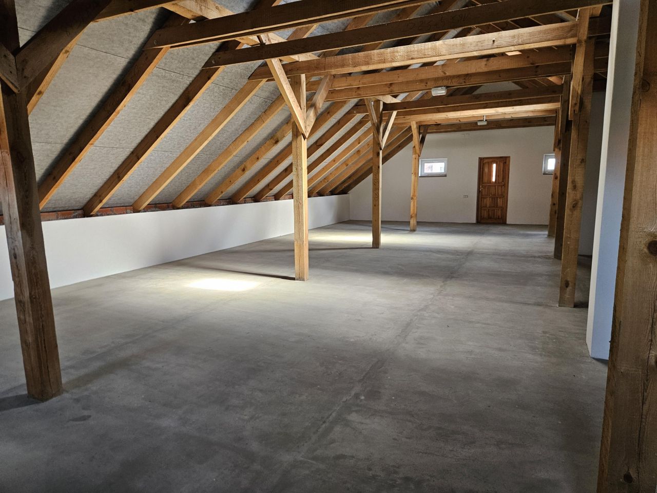 dom wolnostojący, 8 pokoi Busko-Zdrój Łagiewniki. Zdjęcie 11