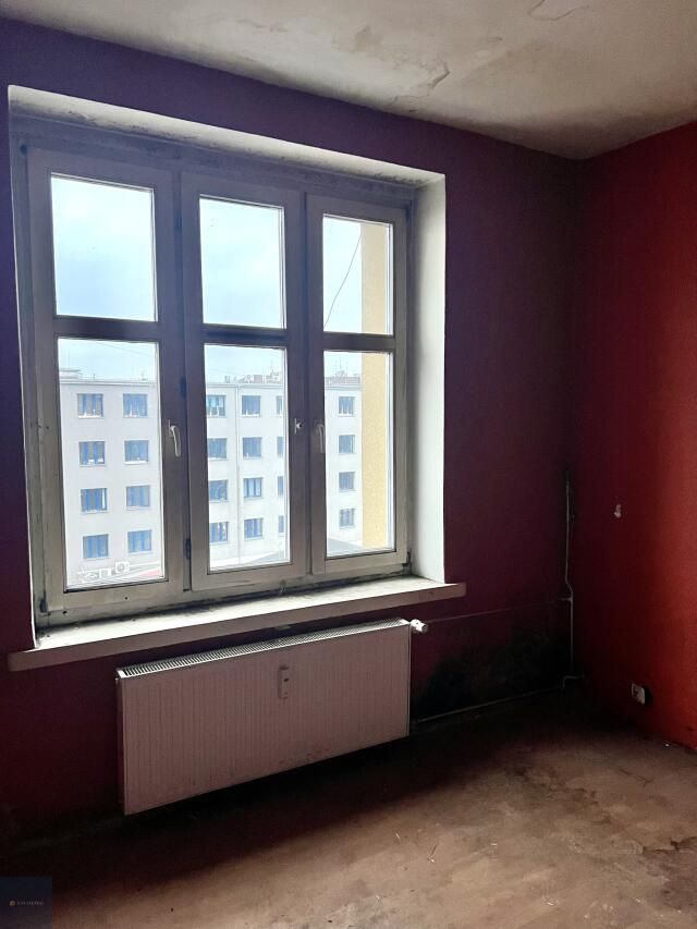 Mieszkanie 3-pokojowe Katowice Śródmieście, pl. Oddziałów Młodzieży Powstańczej. Zdjęcie 3