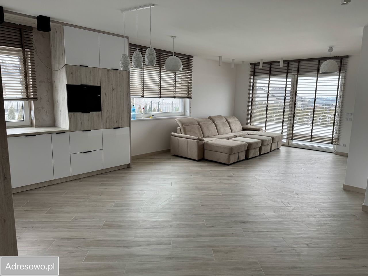 bliźniak, 4 pokoje Tomaszowice-Kolonia. Zdjęcie 3