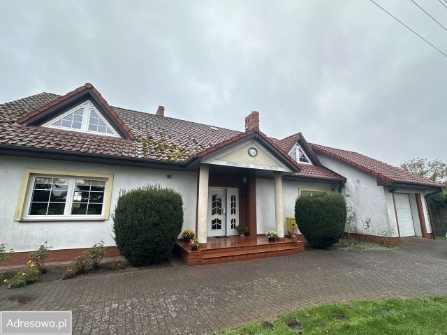 dom wolnostojący, 6 pokoi Lubasz, ul. Szamotulska. Zdjęcie 1