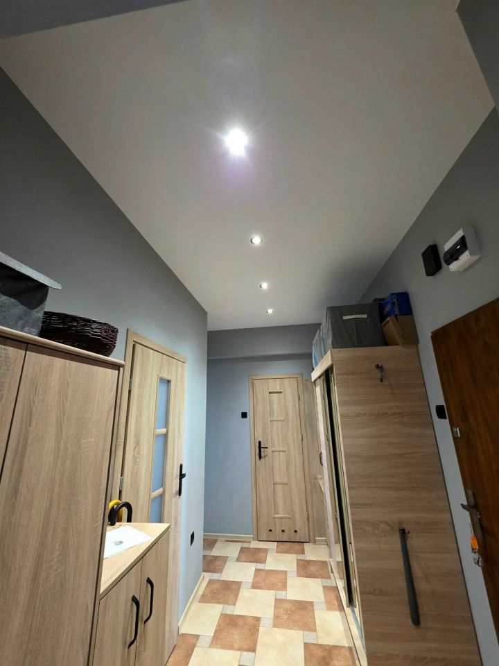 Mieszkanie 2-pokojowe Ożarów. Zdjęcie 2