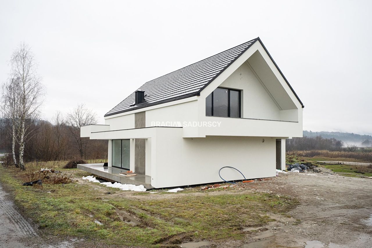 dom wolnostojący, 5 pokoi Zawada. Zdjęcie 2