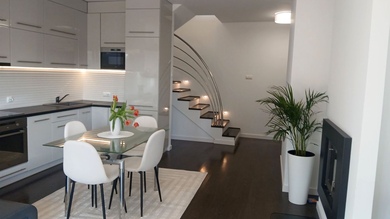 dom szeregowy, 3 pokoje Białystok Bagnówka, ul. Józefa Karola Puchalskiego. Zdjęcie 1