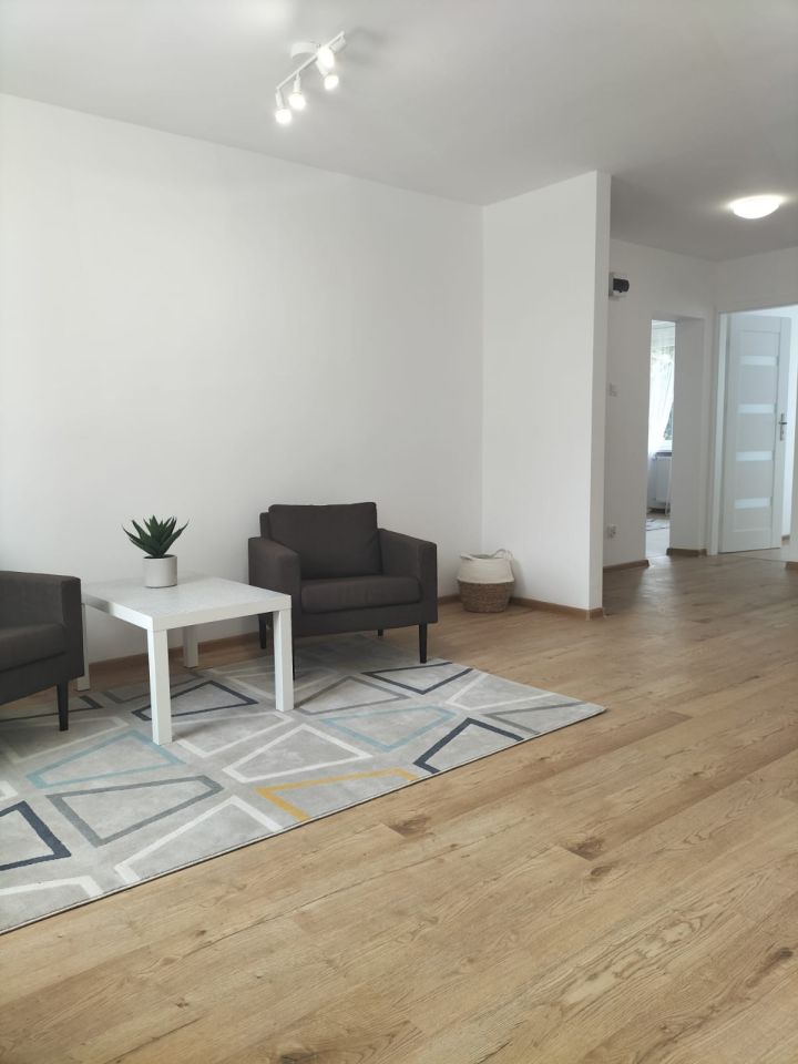 Mieszkanie 3-pokojowe Jarocin, ul. Wojska Polskiego. Zdjęcie 4