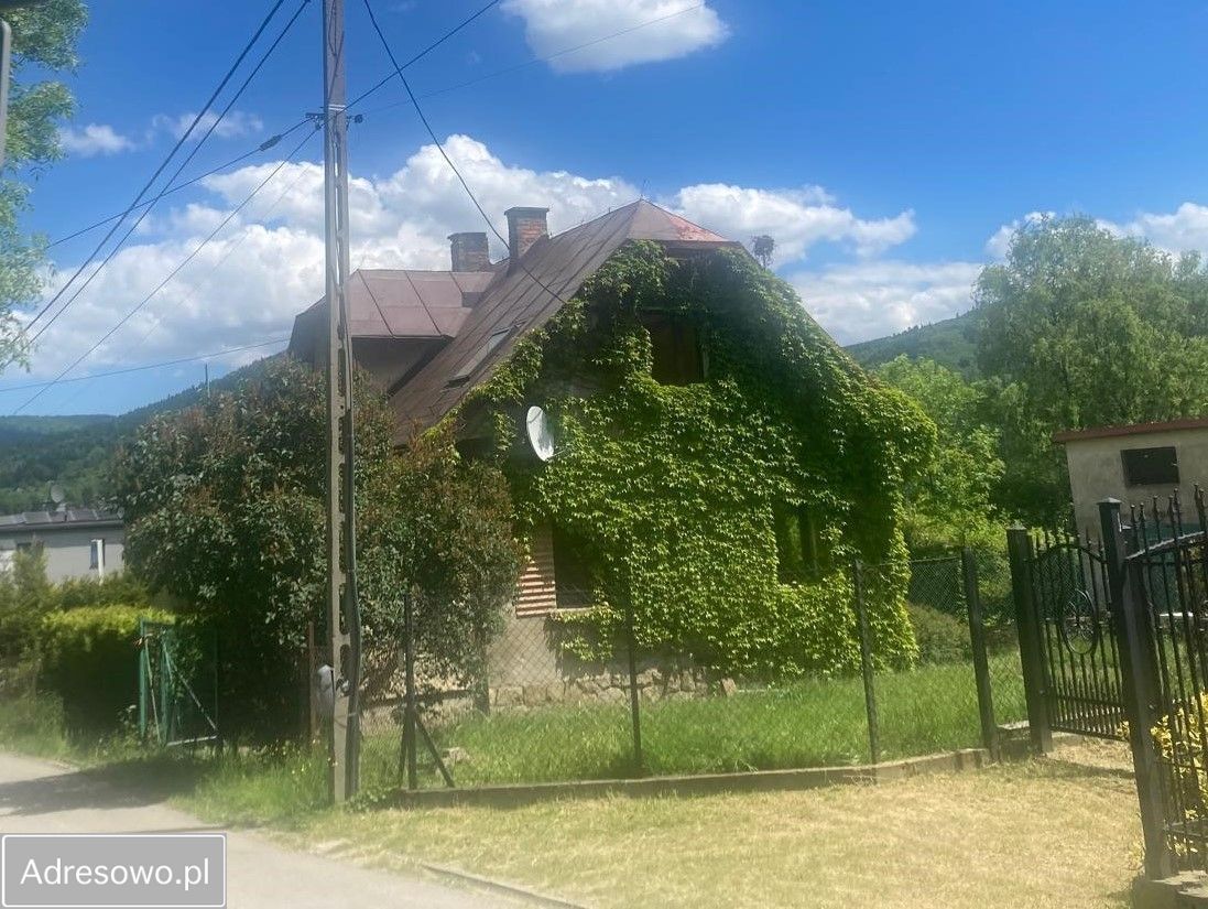 dom wolnostojący, 6 pokoi Bielsko-Biała Mikuszowice Śląskie, ul. Przedwiośnie
