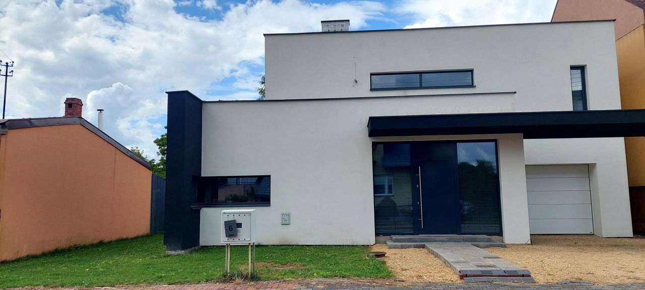 dom wolnostojący, 4 pokoje Częstochowa Wyczerpy Dolne, ul. Miarki. Zdjęcie 2