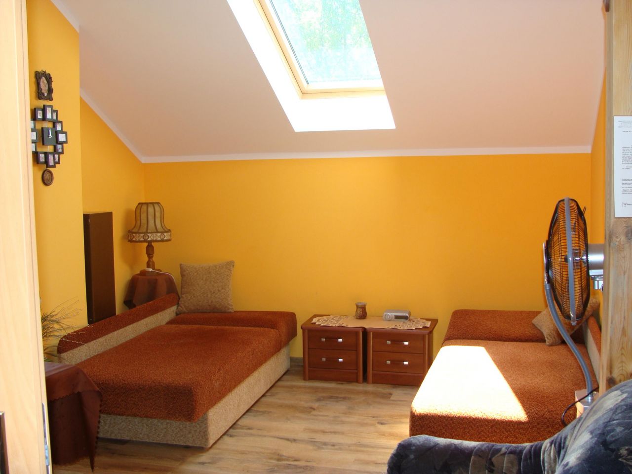 dom wolnostojący, 13 pokoi Bartniki Zabudziska, ul. Miedniewicka. Zdjęcie 10