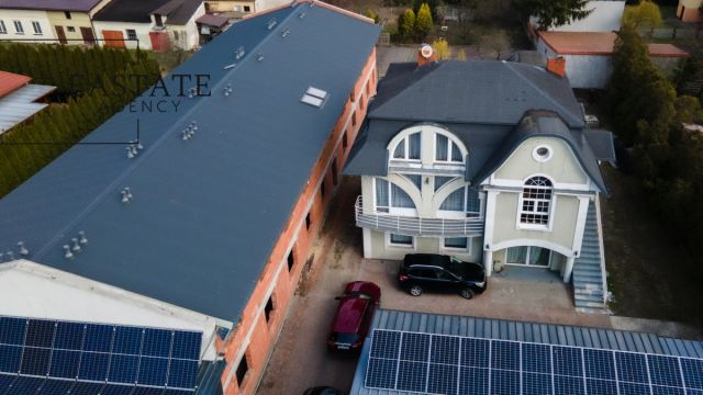 dom wolnostojący, 6 pokoi Łyszkowice, ul. Wolności. Zdjęcie 2