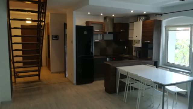 Mieszkanie 3-pokojowe Żarów, ul. Ogrodowa. Zdjęcie 1