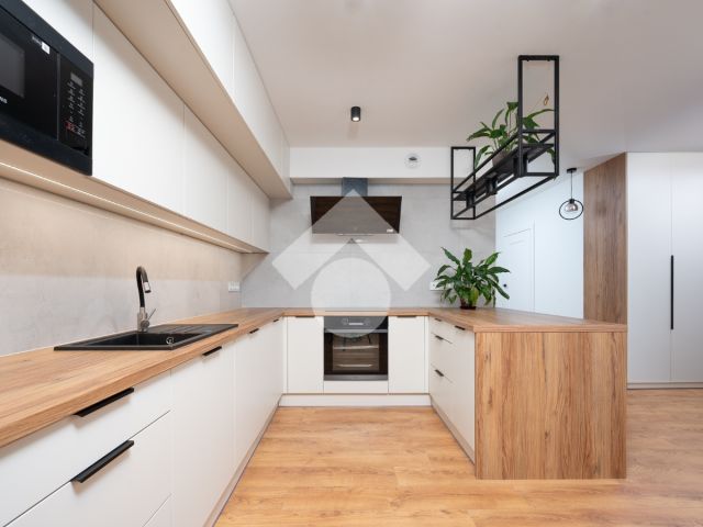 Mieszkanie 3-pokojowe Kraków Kurdwanów, ul. Wielicka. Zdjęcie 3