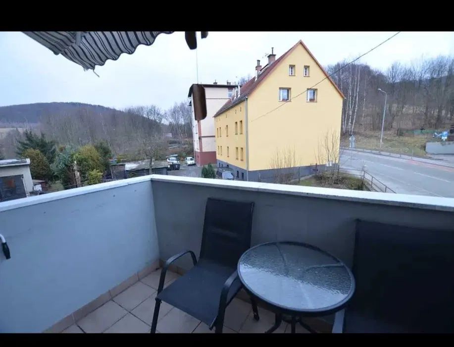 Mieszkanie 3-pokojowe Wałbrzych Podgórze. Zdjęcie 1