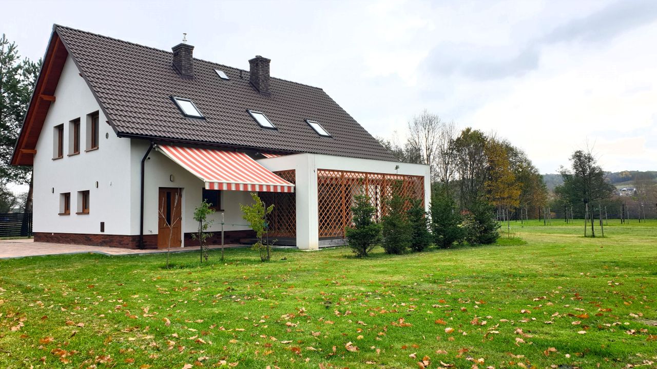 dom wolnostojący, 7 pokoi Rzeszów, ul. Podkarpacka