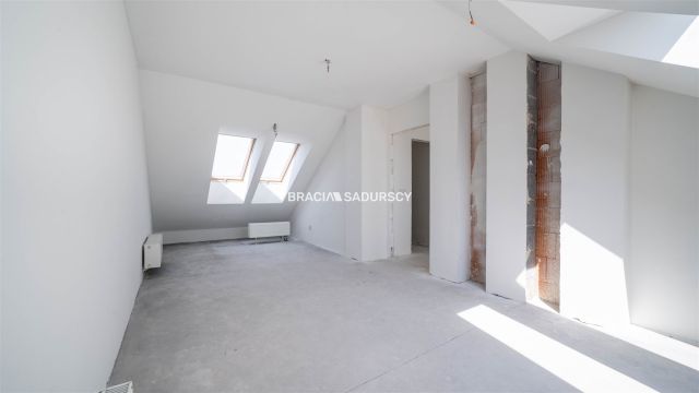 Mieszkanie 4-pokojowe Kraków Swoszowice, ul. Leona Petrażyckiego. Zdjęcie 9