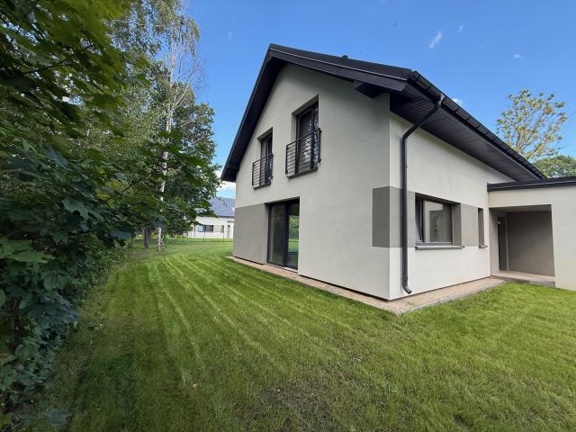 dom wolnostojący, 4 pokoje Złotokłos, ul. 3 Maja. Zdjęcie 3