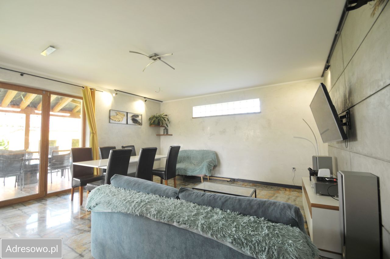 dom wolnostojący, 6 pokoi Kołobrzeg, ul. Marsa. Zdjęcie 12