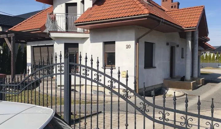 dom wolnostojący, 4 pokoje Nowy Sącz, ul. Karola Szymanowskiego