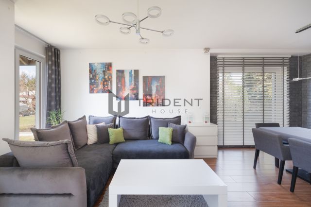 dom wolnostojący, 6 pokoi Piaseczno, ul. Zbigniewa Herberta. Zdjęcie 1