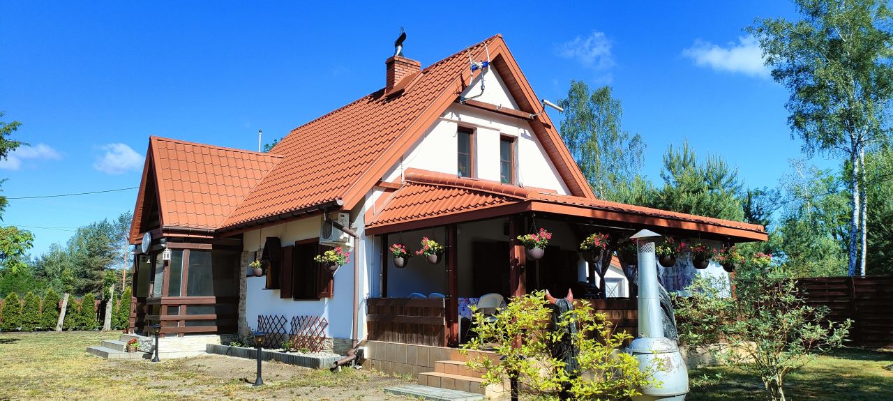 dom wolnostojący, 5 pokoi Różanna. Zdjęcie 1