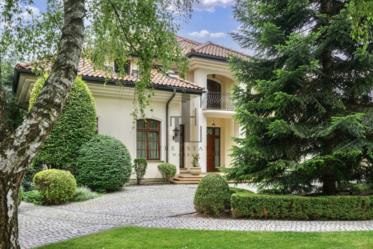 dom wolnostojący, 10 pokoi Konstancin-Jeziorna, Lipowa. Zdjęcie 1