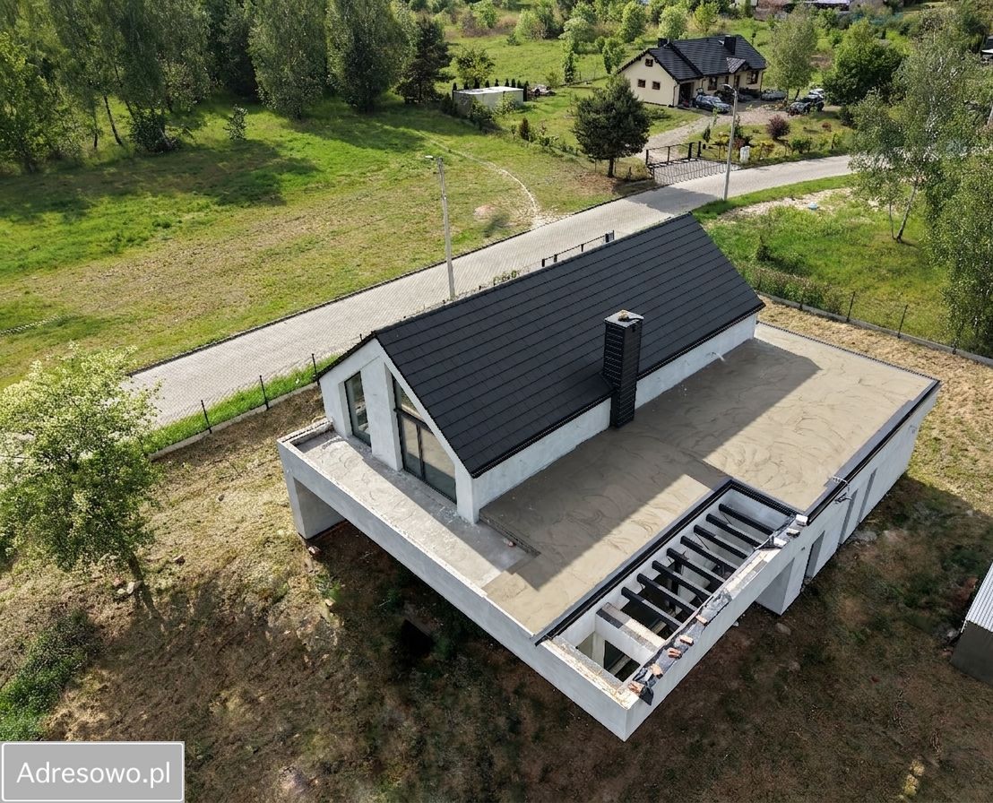 dom wolnostojący, 5 pokoi Ostrowiec Świętokrzyski, ul. Tomaszów. Zdjęcie 4