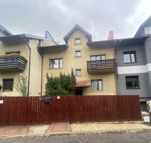 dom szeregowy Kraków Mistrzejowice, ul. ks. kard. Adama Stefana Sapiehy. Zdjęcie 1
