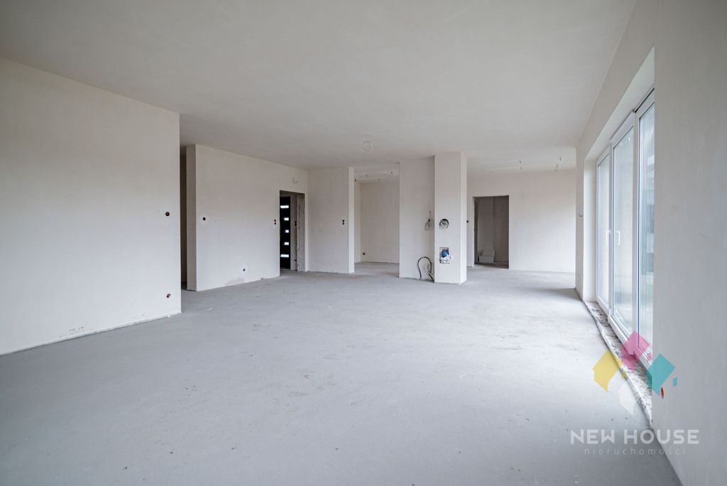 dom wolnostojący, 4 pokoje Smolajny. Zdjęcie 17