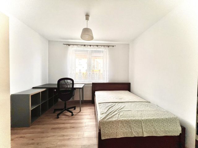 Mieszkanie 4-pokojowe Kraków Podgórze, ul. Opatkowicka. Zdjęcie 4