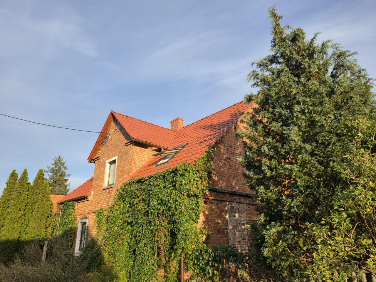 dom wolnostojący, 6 pokoi Wronów. Zdjęcie 2