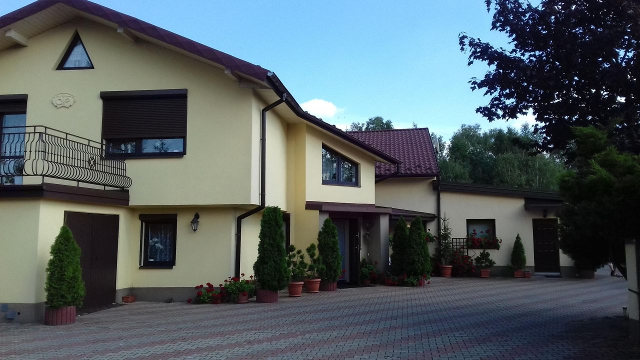 dom wolnostojący, 6 pokoi Słowik, ul. Spacerowa
