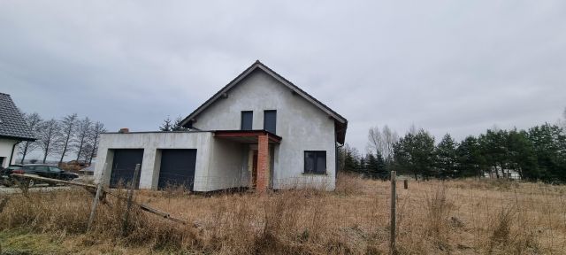 dom wolnostojący, 5 pokoi Cieszków, ul. Rycerska. Zdjęcie 1