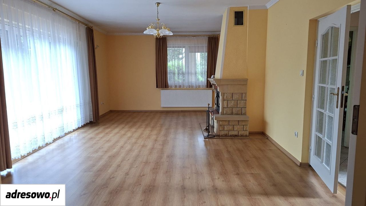 dom wolnostojący, 4 pokoje Lębork, ul. Komuny Paryskiej. Zdjęcie 7
