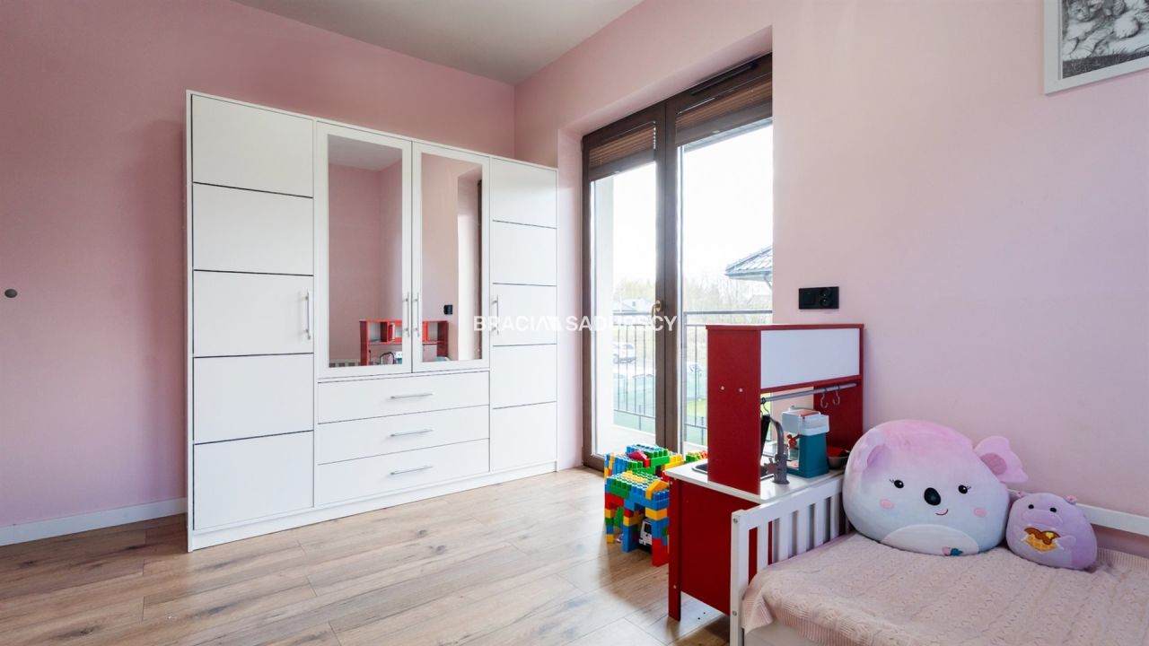 Mieszkanie 4-pokojowe Węgrzce Wielkie. Zdjęcie 16