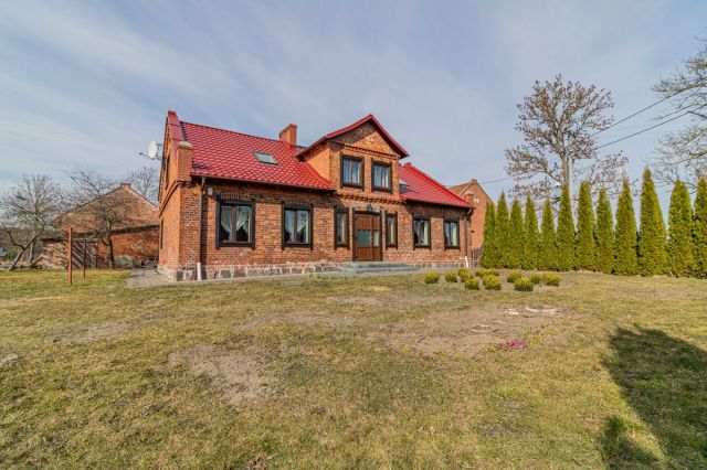 dom wolnostojący, 5 pokoi Kłodawa. Zdjęcie 1