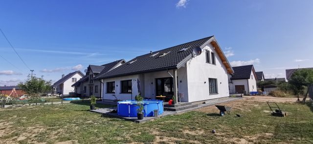 dom wolnostojący, 5 pokoi Stupsk, ul. Stanisława Wyspiańskiego. Zdjęcie 1