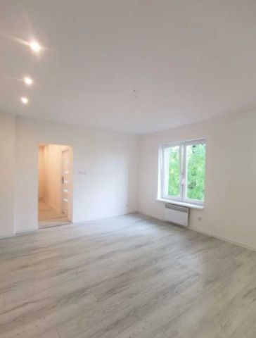 Mieszkanie 2-pokojowe Bytom Śródmieście, ul. Powstańców Warszawskich. Zdjęcie 1