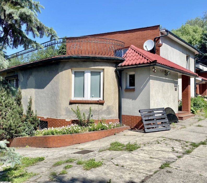 dom wolnostojący, 8 pokoi Katowice Szopienice, ul. Siewna