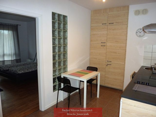 Mieszkanie 2-pokojowe Wrocław, ul. gen. Stefana Grota-Roweckiego. Zdjęcie 2